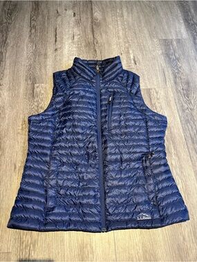 Women’s LL Bean Goose Down Vest L